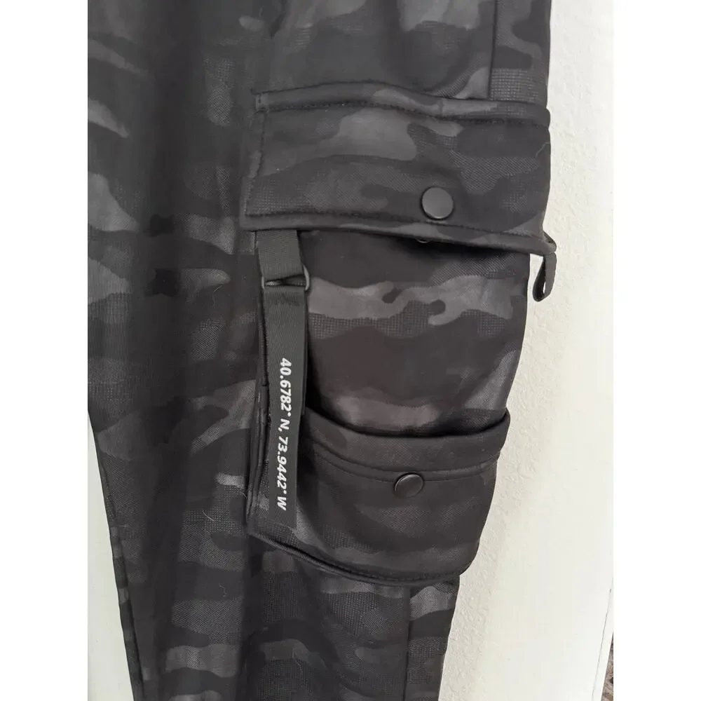 Encrypted Men’s XL Black Camo Cargo Jogger Pants